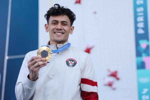 Selamat! Veddriq Atlet Pertama Indonesia Sumbang Medali Emas di Olimpiade Paris