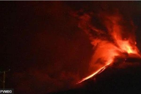 Erupsi Gunung Lewotobi Akibatkan Kerusakan Paling Parah di Delapan Desa