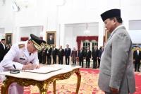 Presiden Prabowo Lantik Muhidin jadi Gubernur Kalimantan Selatan