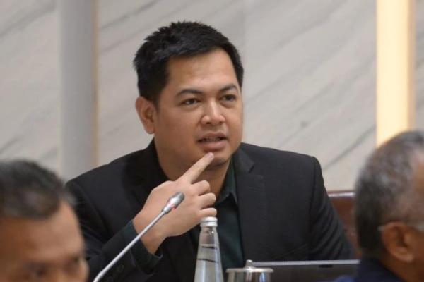 Tradisi Tukar Uang Baru Jelang Lebaran, PKB: Waspada Peredaran Uang Palsu