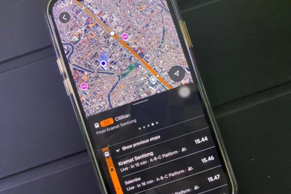 Begini Cara Cek Jadwal Transjakarta di Google Maps