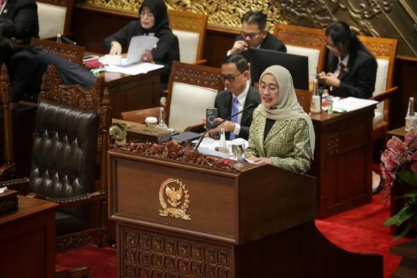 Anggia Erma Rini Sebut Pengesahan UU BUMN sebagai Tantangan dan Harapan Perekonomian Nasional